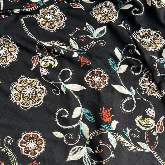 Ashley Blue floral midi A-line skirt lightweight, elastic waist band Size Large - Picture 3 of 6